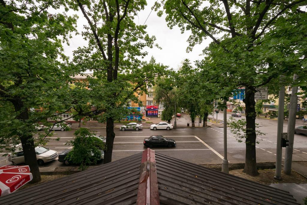 Nadezhda Apartments On Kabanbay Batyr 122 อัลมาตี ภายนอก รูปภาพ